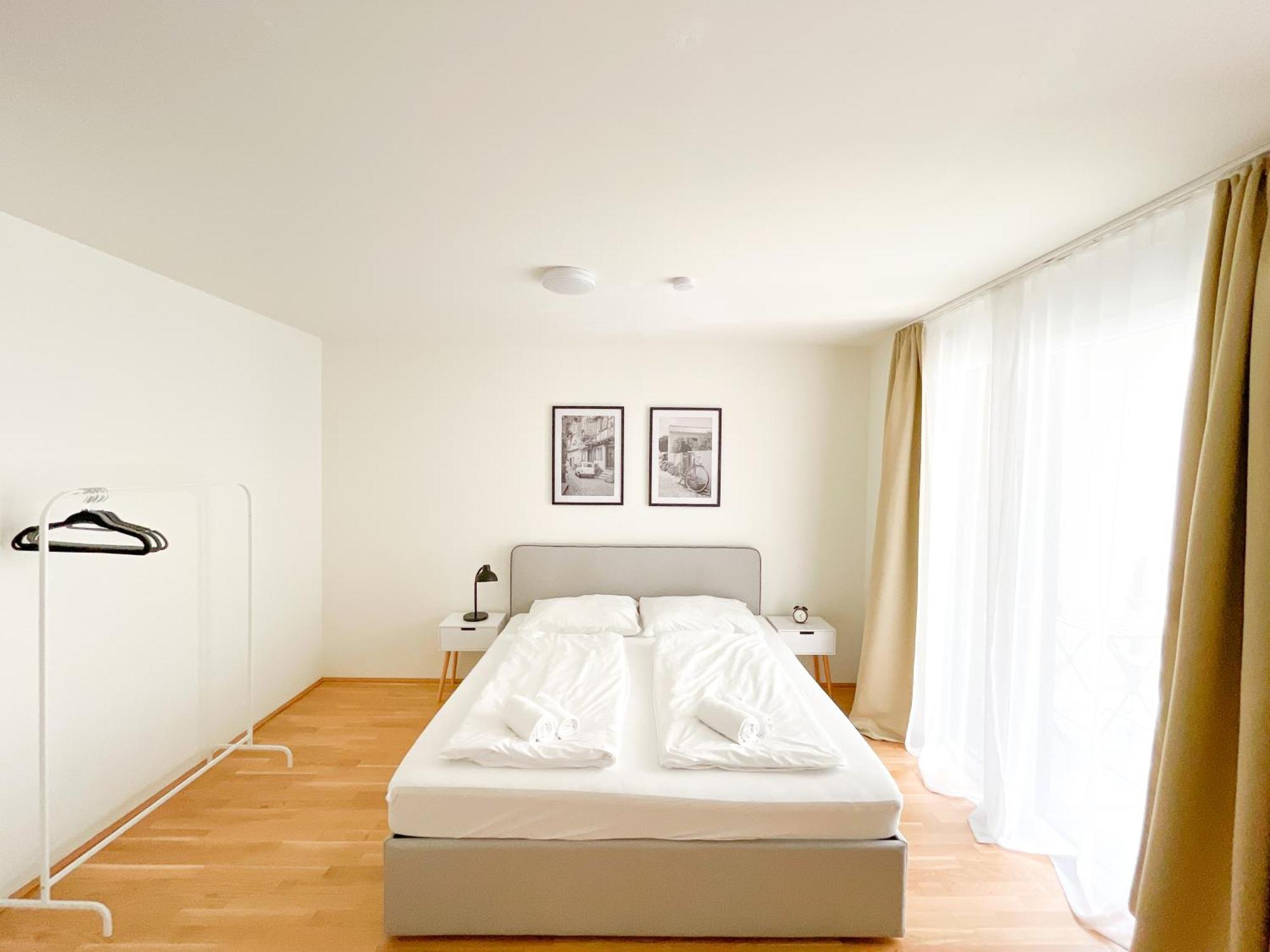Whats-App Self-Check-In - 1Br Apartment, Near Airport,15 Min To Center Відень Номер фото